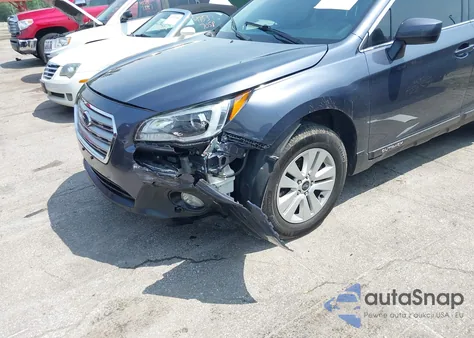 2017 Subaru Outback 2.5I Premium z USA, uszkodzony, nr VIN 4S4BSACC7H3385383